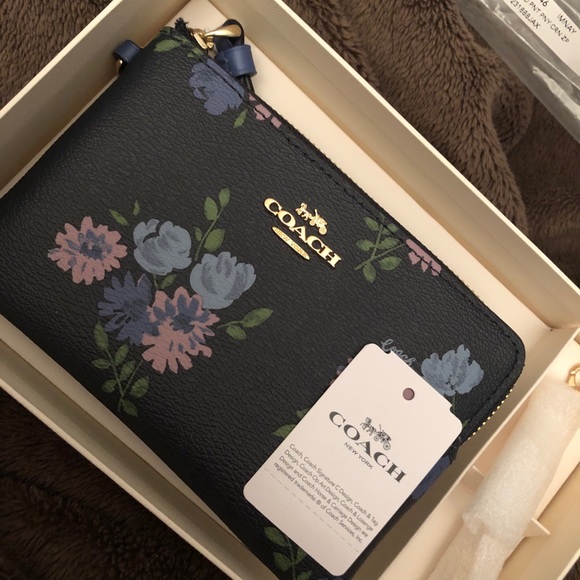Coach Bags Nwt Coach Floral Wristlet With Charms Price Firm Poshmark